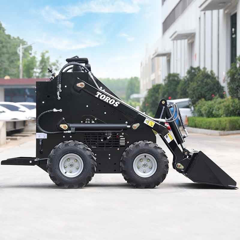 Multiple Function Mini Skid Steer Loader 60-70In Height  High Performance