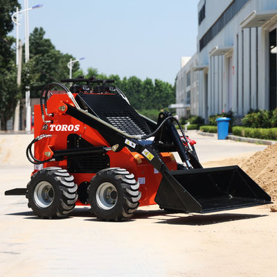 18.2KW Mini Skid Steer Loader Compatto Front End Loader Multiuso
