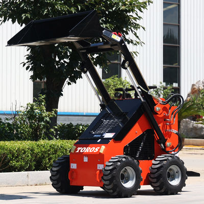 OEM Eficienza energetica piccolo Stand On Skid Steer attrezzature 2-4Mph velocità di viaggio