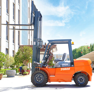 Pneumatici solidi robusti diesel ad alta potenza carrello elevatore industriale di grado 3-6m sollevamento