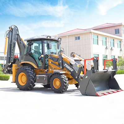 2.5ton Compact Backhoe Loader Machine dotata di vari accessori