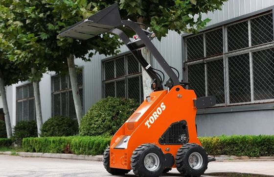 Potente Mini Stand Up Skid Steer Agricoltura Skid Steers Multiuso