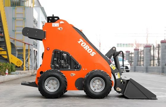 Potente Mini Stand Up Skid Steer Agricoltura Skid Steers Multiuso